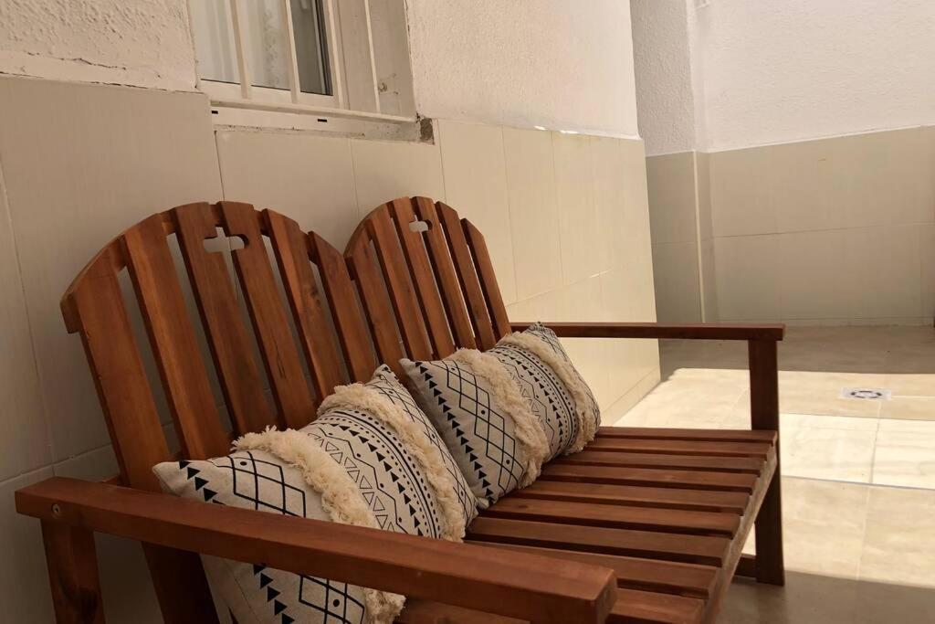 Апартаменты M4 Cool Terrace. 1 Min To Metro. 15 Min To Center Эсплугес-де-Льобрегат Экстерьер фото