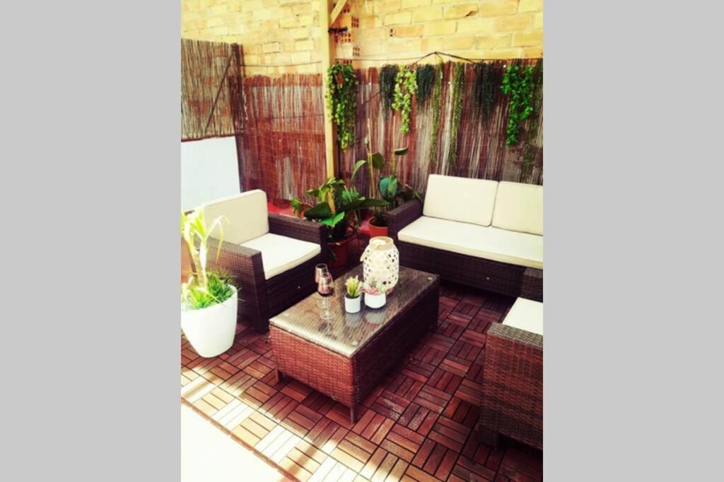 Апартаменты M4 Cool Terrace. 1 Min To Metro. 15 Min To Center Эсплугес-де-Льобрегат Экстерьер фото